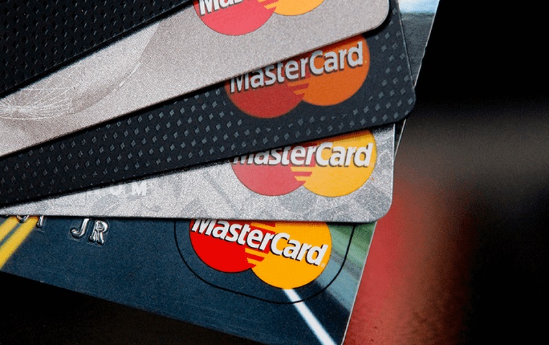 Phân biệt thẻ Mastercard và Visa khác nhau thế nào?