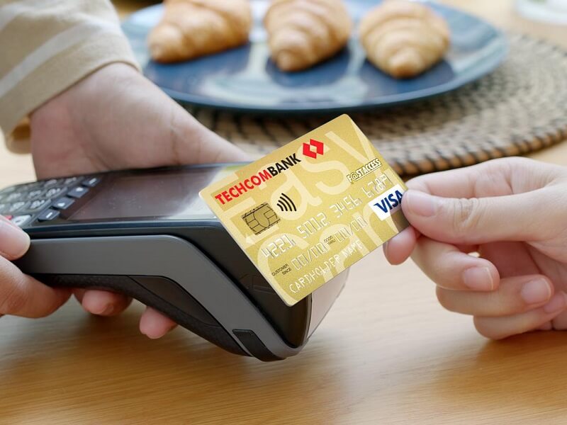 Bạn đã biết hạn mức thẻ visa Debit Techcombank chưa?